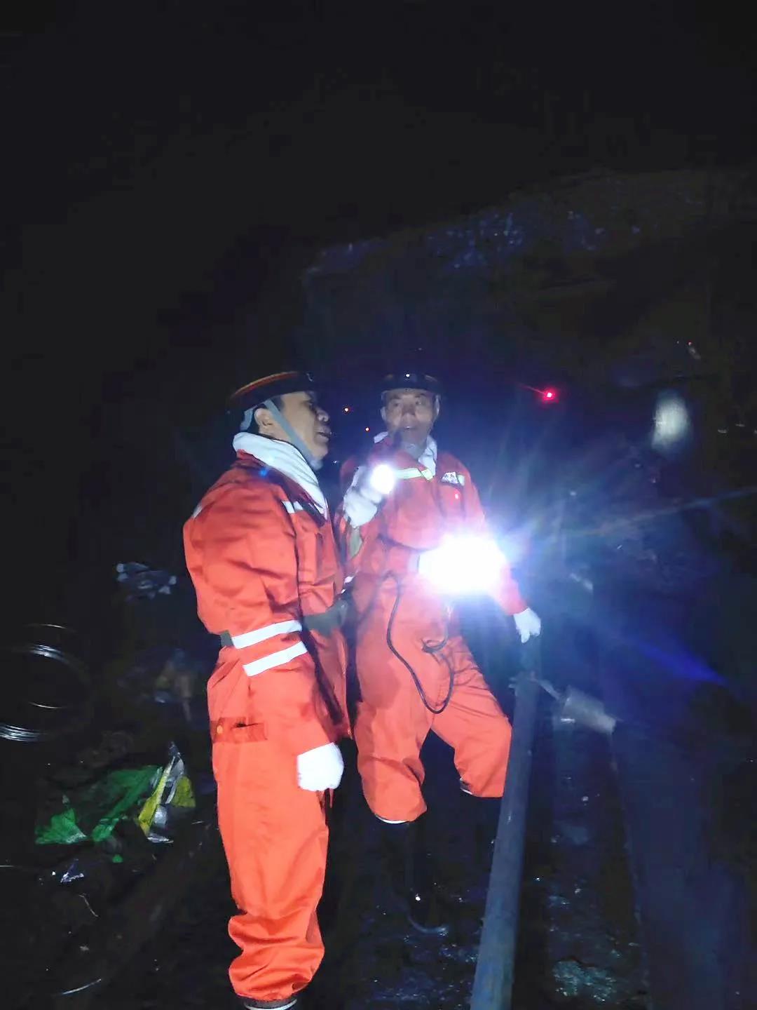 1619747385143632.jpg 004.jpg